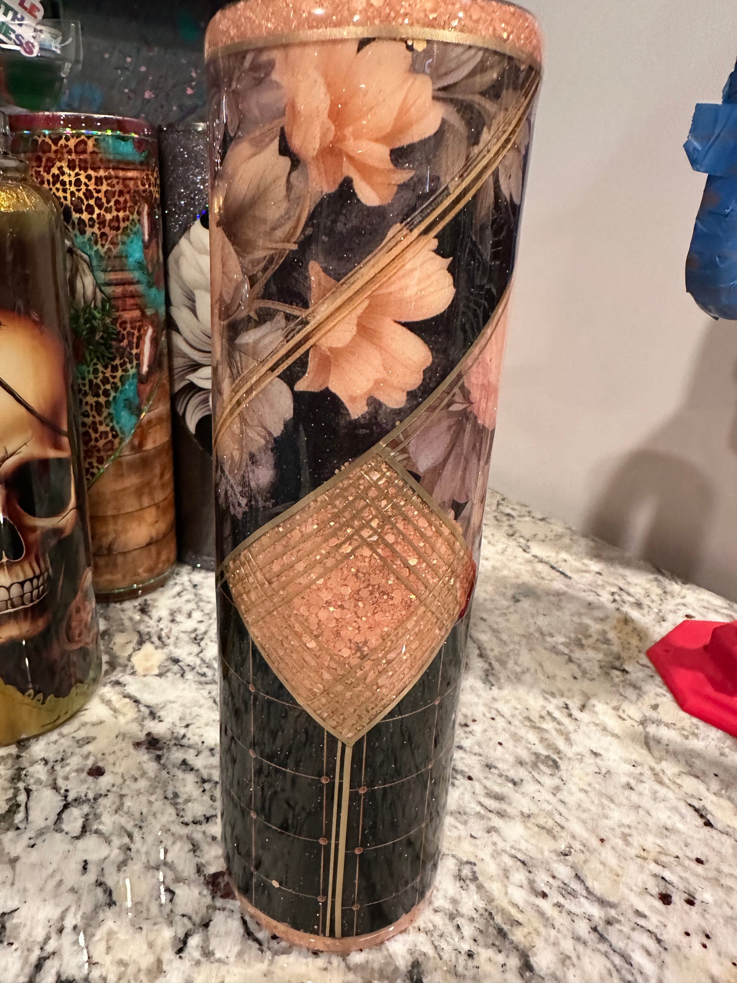 F 35 OZ PEACH BLACK FLORAL TUMBLER