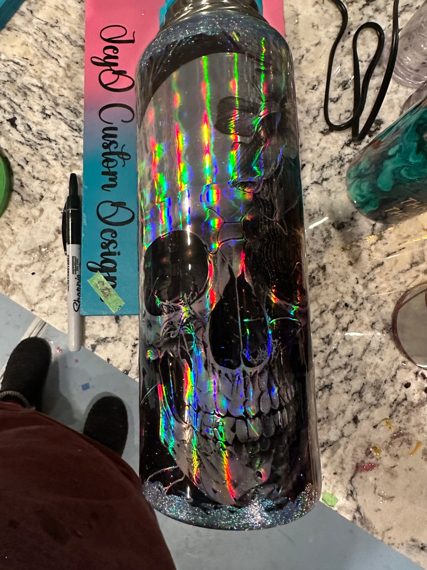 CC 40 0Z HOLOGRAPHIC SKULL HYDRO BOTTLE